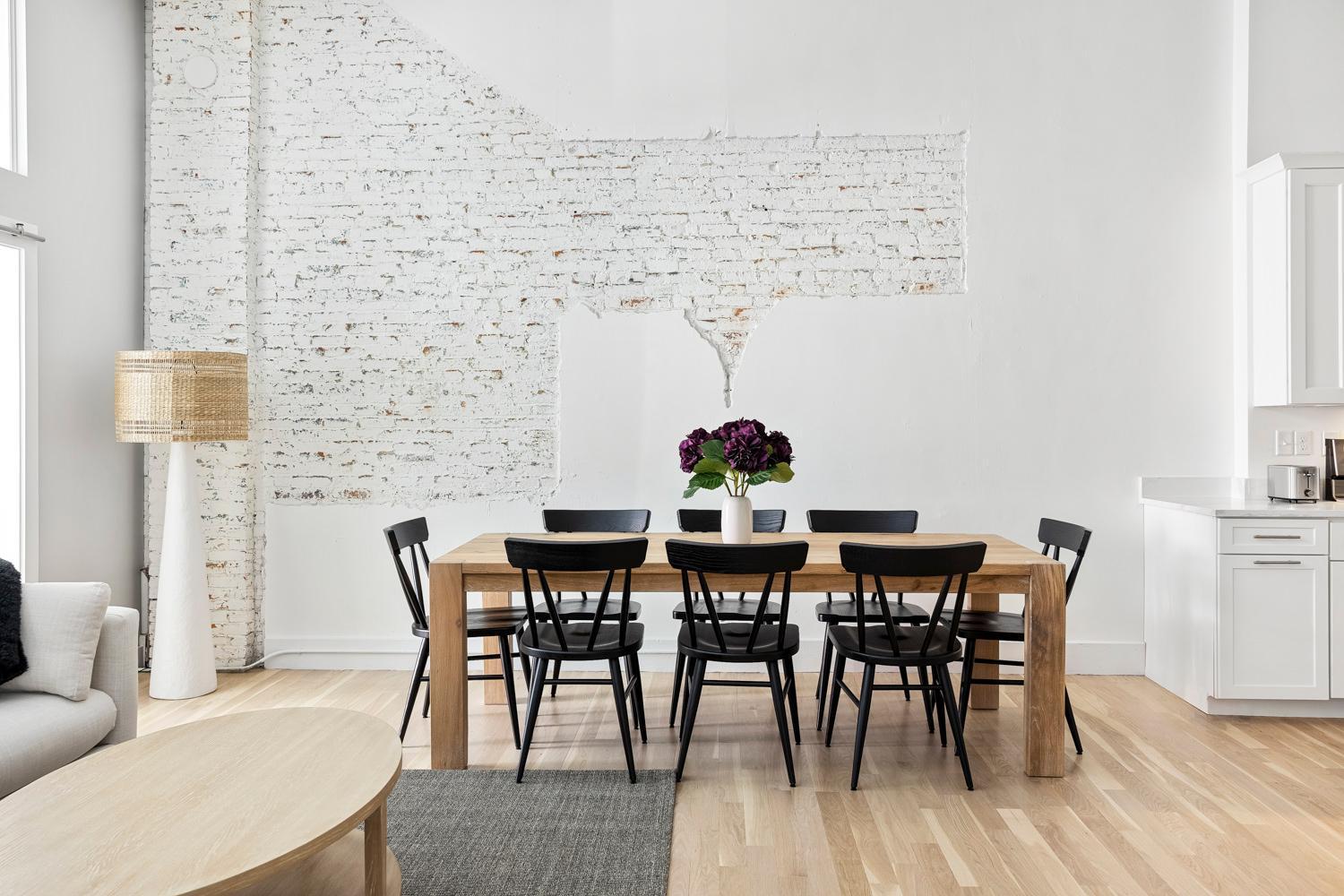Modern Remodeled Loft In Portlands Iconic Old Port Apartment Exterior photo