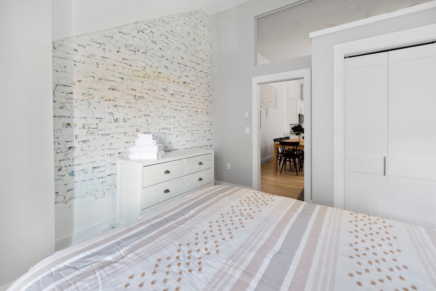 Modern Remodeled Loft In Portlands Iconic Old Port Apartment Exterior photo